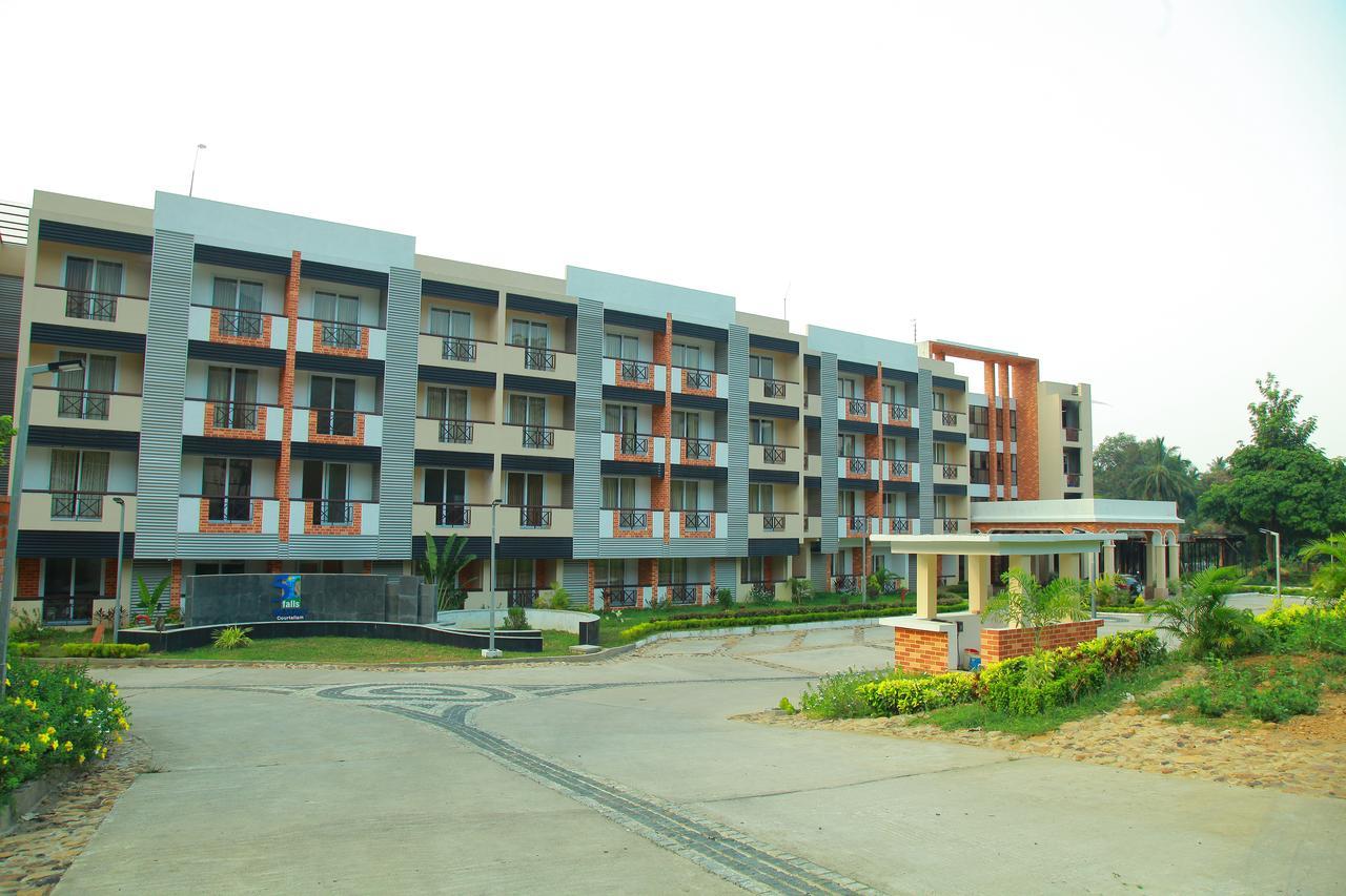 Five Falls Resort Kuttalam  Exterior photo