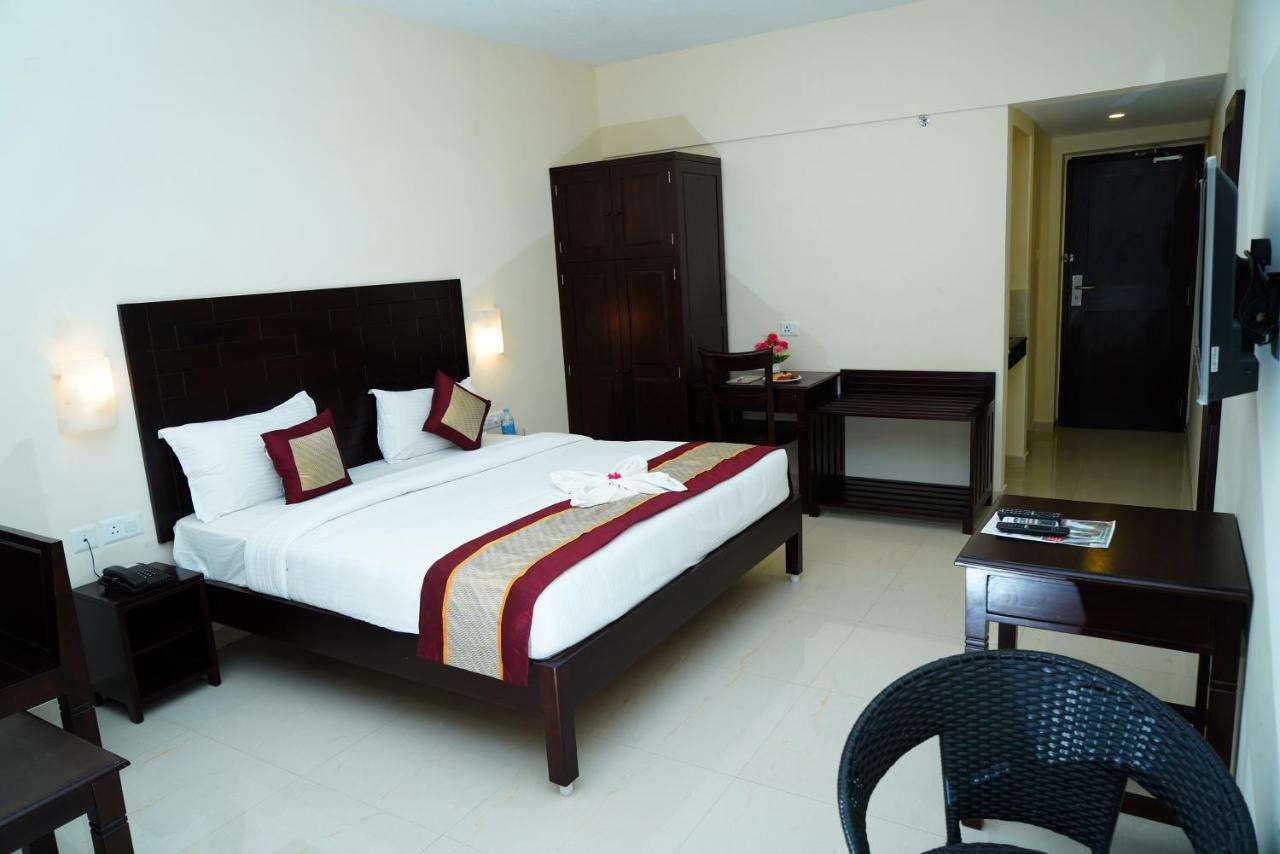 Five Falls Resort Kuttalam  Exterior photo