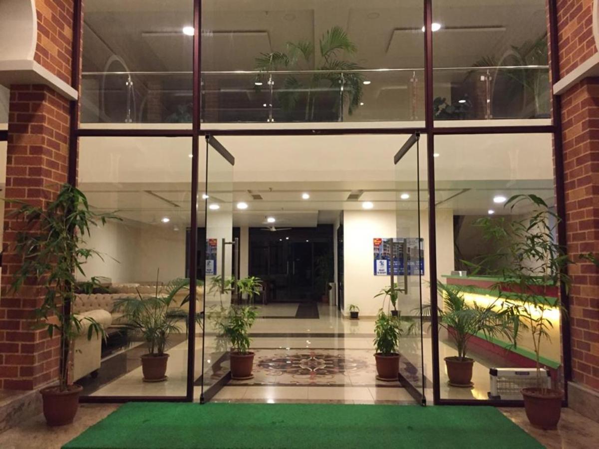 Five Falls Resort Kuttalam  Exterior photo